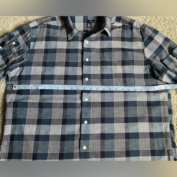 Gap Classic Fit Plaid Button Down Shirt - Picture 8 of 9